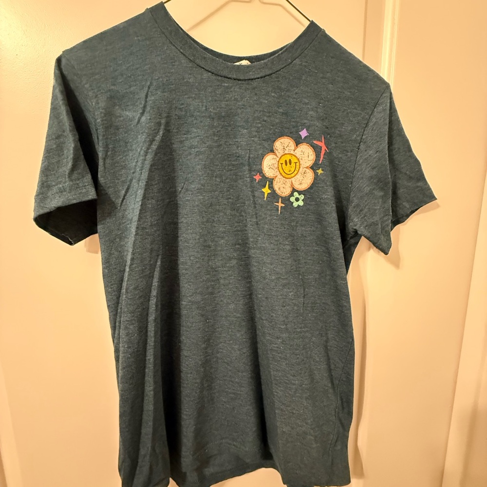 Women’s “Jesus has my back” T-Shirt
